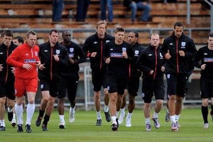 Capello na čelu Anglije do 2012