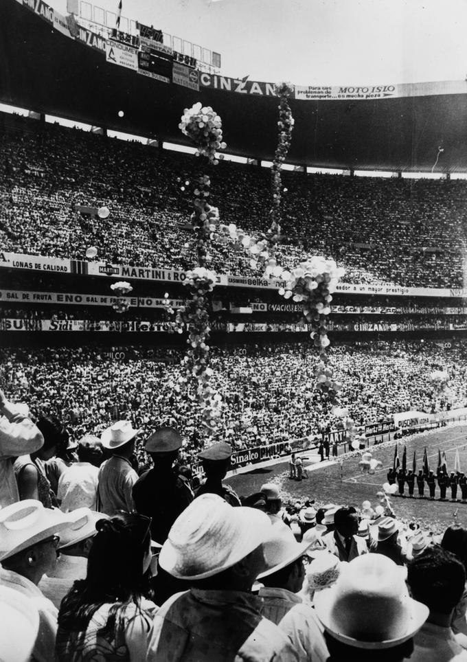 Mehika je svetovno prvenstvo v nogometu gostila dvakrat. Leta 1970 je navdušila svet s polnimi tribunami, na katerih so se stiskali ljubitelji nogometa. | Foto: Guliverimage/Getty Images