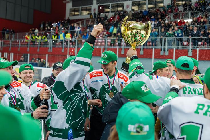 Olimpija napada četrti zaporedni naslov, sicer pa 20. v samostojni državi, v kateri je naslove osvajala v okviru različnih pravnih subjektov. | Foto: www.alesfevzer.com