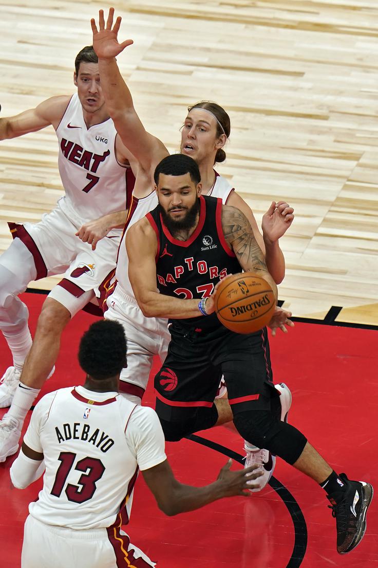Fred VanVleed in Goran Dragić | Foto: AP / Guliverimage