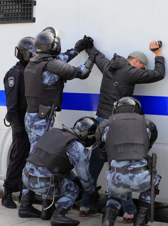 Opozicija vztraja, da so protesti potekali mirno in da je bila nasilna policija. | Foto: Reuters