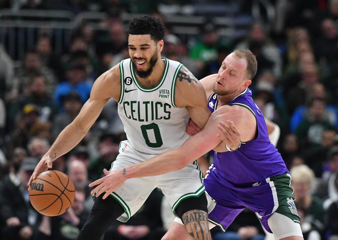 Jayson Tatum je za Boston dosegel 40 točk. | Foto: Reuters