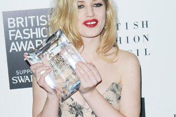 Georgia Jagger postala model leta
