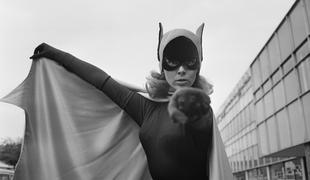 Umrla prva igralka, ki je upodobila Batgirl
