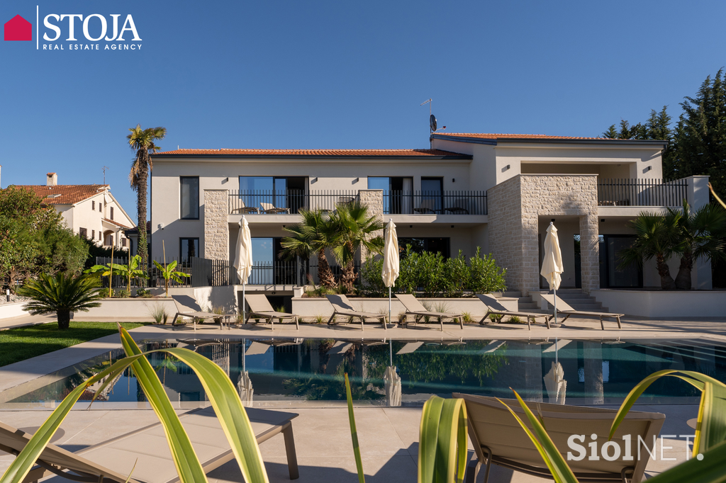 La Residenza Poreč, Stoja Trade