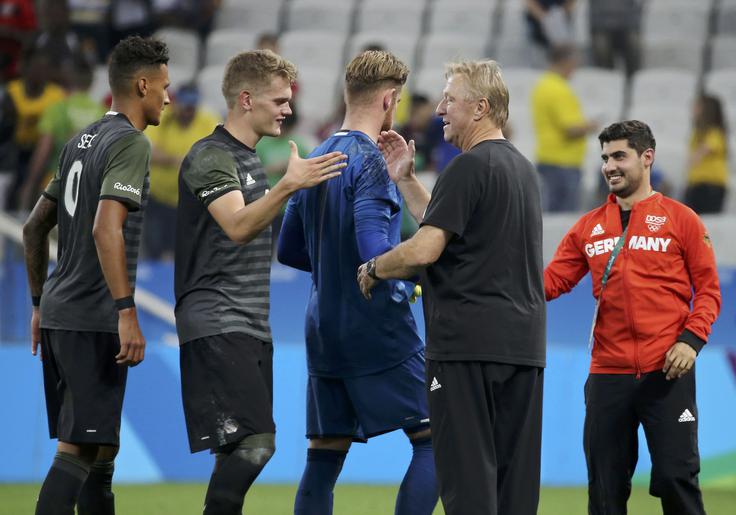 Nemci v današnjem finalu olimpijskih iger branijo tudi evropsko čast. V zadnjem finalu ni bilo evropskega predstavnika v finalu (Brazilija proti Mehiki). | Foto: Reuters