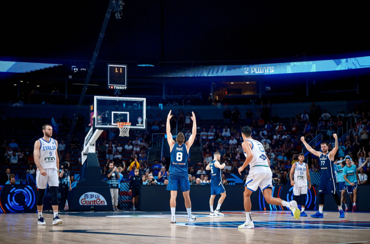 Veselje po uvrstitvi v četrtfinale | Foto: FIBA