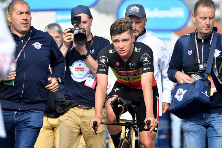 Je Remco Evenepoel po tednu dni dirkanja že načet? | Foto: Reuters