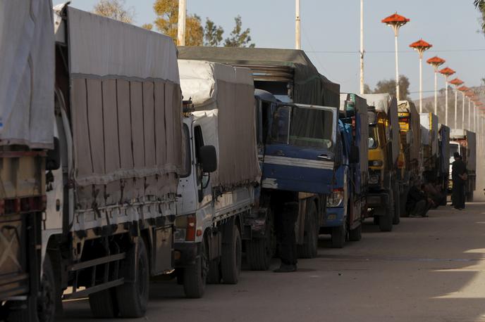 Humanitarna pomoč konvoj Sirija | Foto Reuters