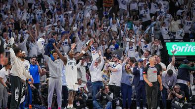 Zgodovinski polom prvaka lige NBA #video 