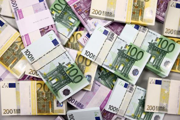 Slovenija z dodatno zadolžitvijo do 350 milijonov evrov