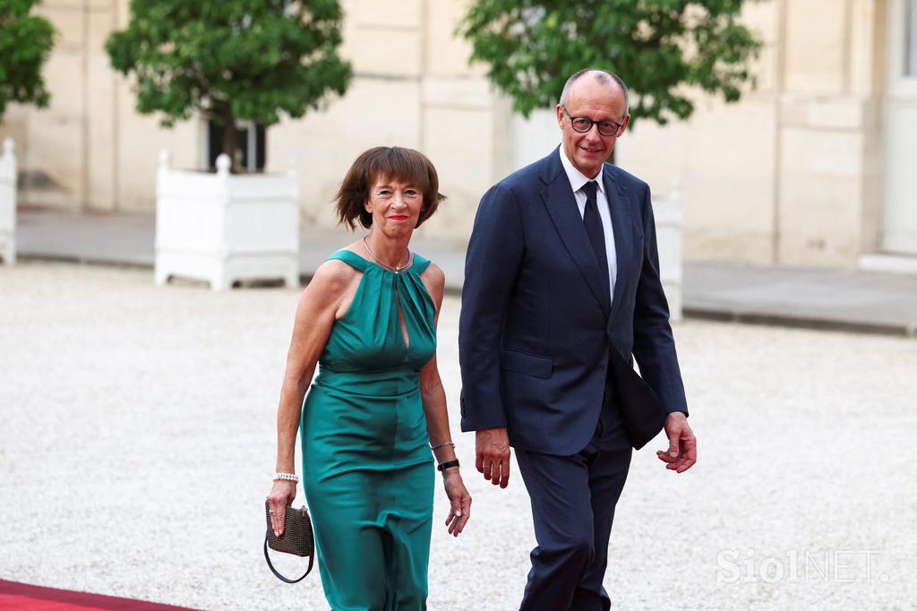 Večerja pri Macronu