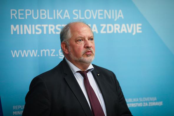 Še naprej iščejo možnosti za evakuacijo Slovencev iz Sudana