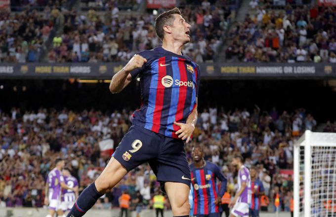 Robert Lewandowski je na drugi tekmi zapored zabil dva gola in Barcelone je znova zmagala. | Foto: Reuters