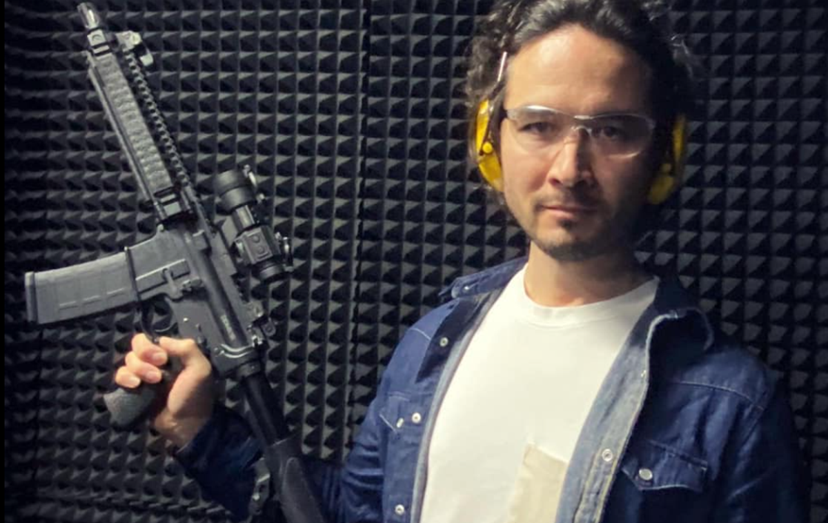 Lado Ohotnikov | Vladimir Ohotnikov, znan tudi kot Lado, je v Združenih državah Amerike iskana osebe. Tamkajšnji organi pregona mu očitajo, da je vlekel niti v ozadju piramidne sheme, ki je povsem svetu oškodovala kar 3,4 milijona ljudi.  | Foto Facebook / Lado Ohotnikov