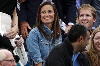 Usher si želi Pippe Middleton za linijo spodnjega perila