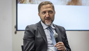 Slovenija izdala samurajske obveznice. Povpraševanje izjemno.