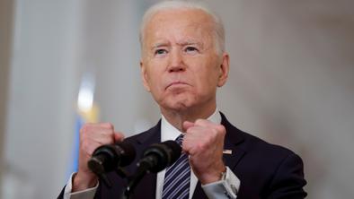 Biden: Če obtožbe o spolnem nadlegovanju držijo, mora Cuomo odstopiti