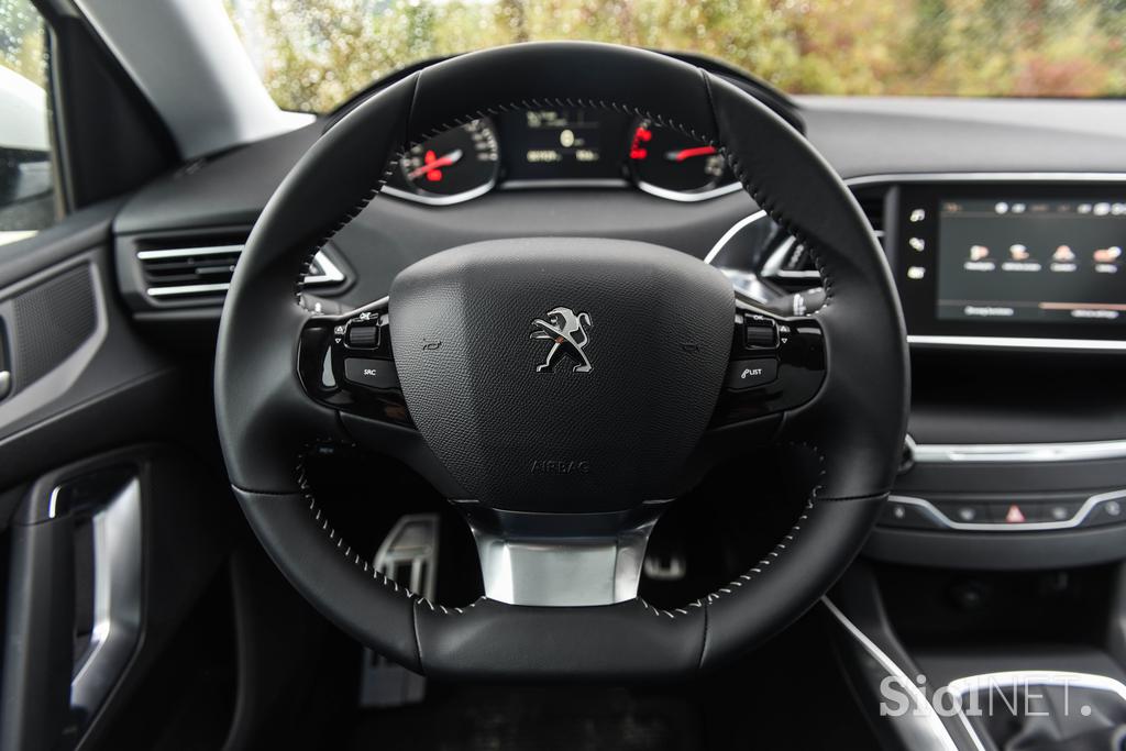 Peugeot 308 SW 1.6 BlueHDi Allure MT6