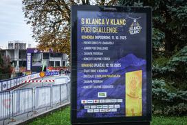 S klanca v klanc