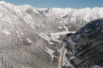 Kanadska avtocesta Coquihalla: sneg in led že več kot 30 let poganjata strah v kosti voznikov