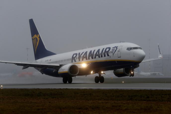 Ryanair zaradi stavk zmanjšal napoved dobička za 12 odstotkov