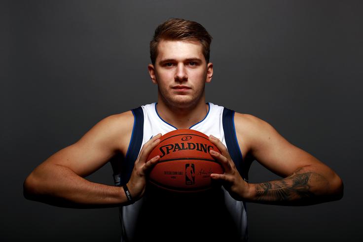 Za Dončiča vlada v ZDA izjemno zanimanje. | Foto: Getty Images