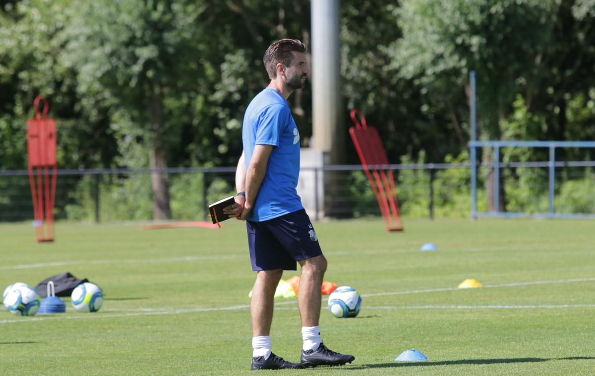 Luka Elsner | Luka Elsner med prvim treningom v vlogi trenerja Amiensa. | Foto Laouenan Boully