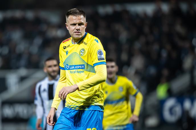 Koper, Josip Iličić | Domžalčani so izgubili na Bonifiki. Josip Iličić je s podajama sodeloval pri obeh golih Kopra. | Foto Jure Banfi