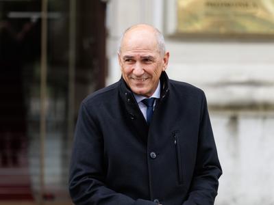 Janša o sestavljanju vlade ostaja skrivnosten, Mahnič: četrta vlada Janeza Janše je blizu
