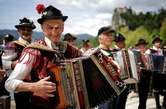 Kam za vikend: od Cankarjevega jubileja do harmonik ob Bledu in koncertov po Sloveniji