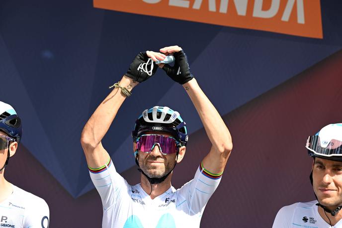 Alejandro Valverde | "Bilo je kar nekaj strašljivih trenutkov, a bolje, da ne rečem nič več," je po nedeljski tretji etapi Vuelte, zadnji na Nizozemskem, povedal španski kolesar Alejandro Valverde. | Foto Guliverimage