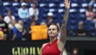 Sabalenka Ukrajinki dvakrat zavezala kravato, 16-letnica še naprej navdušuje