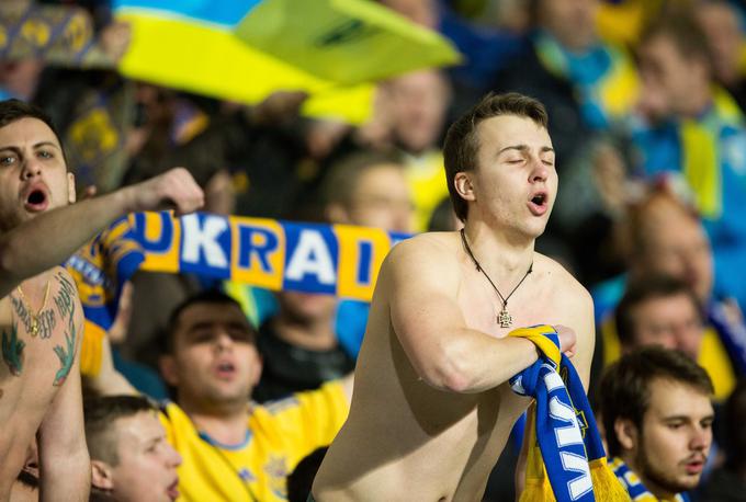 Ukrajinski navijači od svojih ljubljencev pričakujejo veliko. | Foto: 