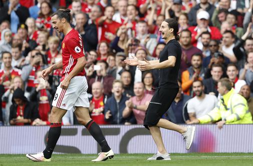 Zmeda na Old Traffordu: Zlatan obračunal z dvojnikom