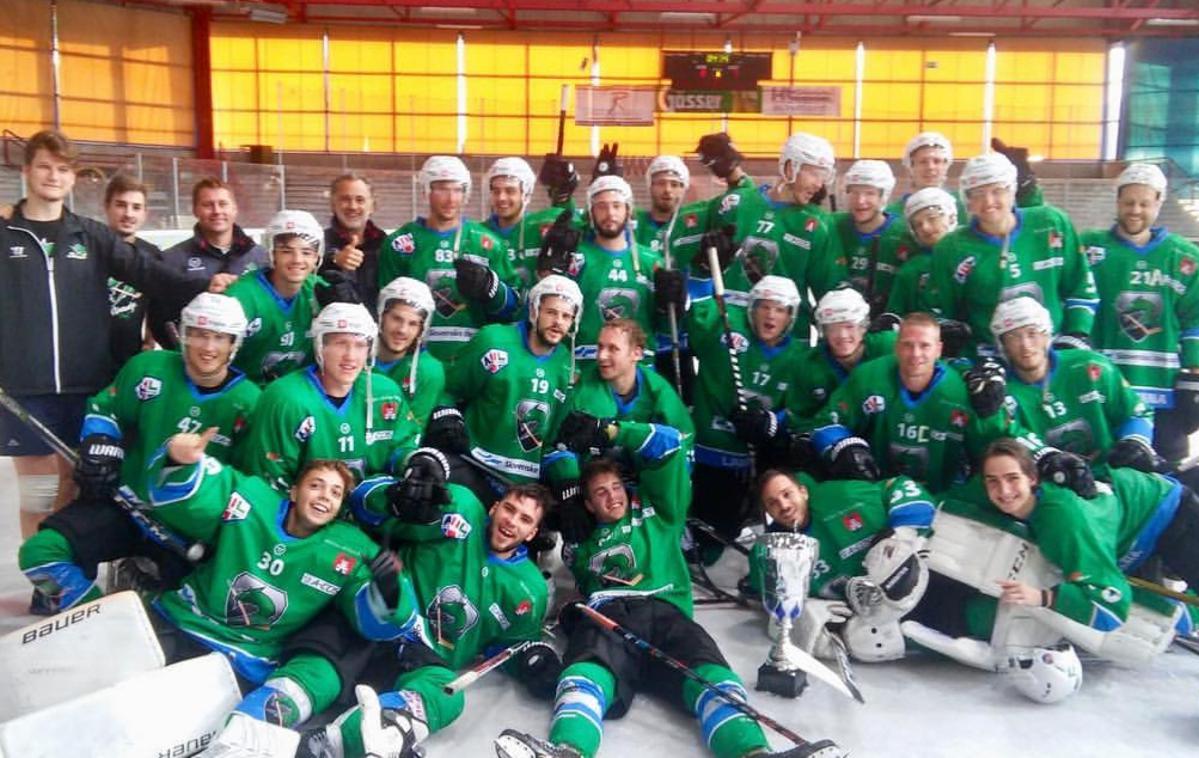 HK SŽ Olimpija | Hokejisti Olimpije so na turnirju v Avstriji zmagali na vseh treh tekmah in osvojili prvo mesto. | Foto Instagram
