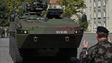 SDS: Janša se ni nikoli srečal s komerkoli iz Patrie