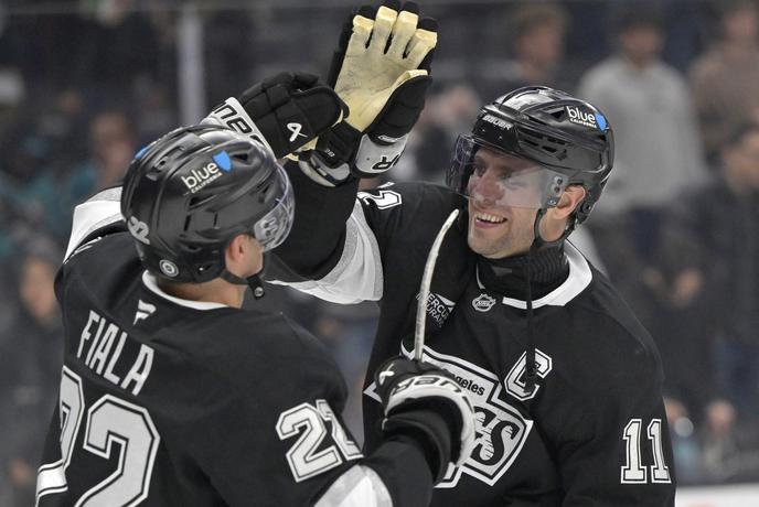 Kralji premagali najboljšo ekipo lige NHL, Kopitar zabil ključni gol #video