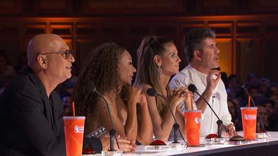 V America's Got Talent skopirali uspešnico Perpetuum Jazzile #video