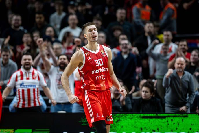 Filip Petrušev se seli v Dubaj