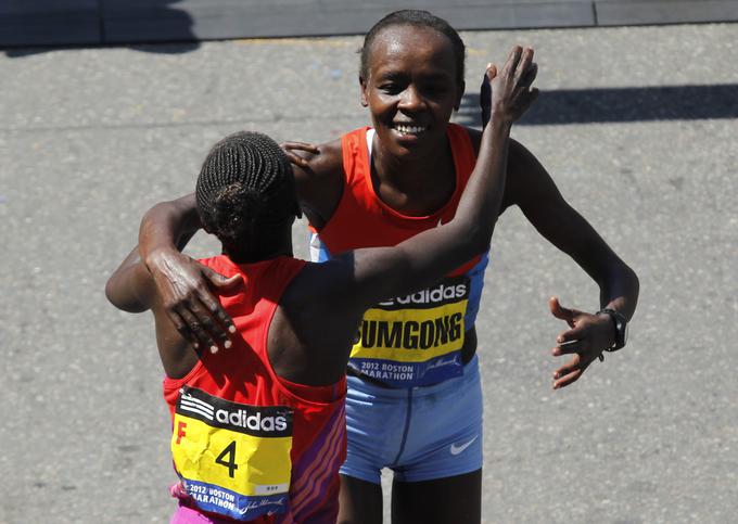 Uspešno leto je tudi za Kenijko Jemimo Jelagat Sumgong. Po zmagi na londonskem maratonu je zmagala tudi na olimpijskih igrah. | Foto: Reuters