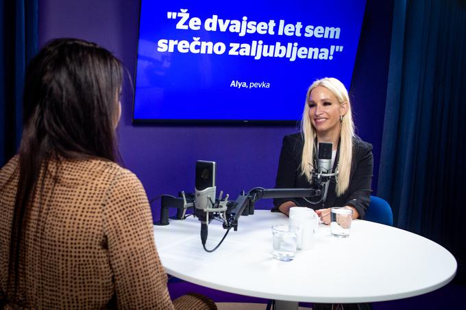 "Če imaš spoštovanje do sočloveka, potem si želiš dobre komunikacije, želiš si kompromisov in ti jih ni težko sprejemati," pravi Alya. | Foto: Gaja Hanuna