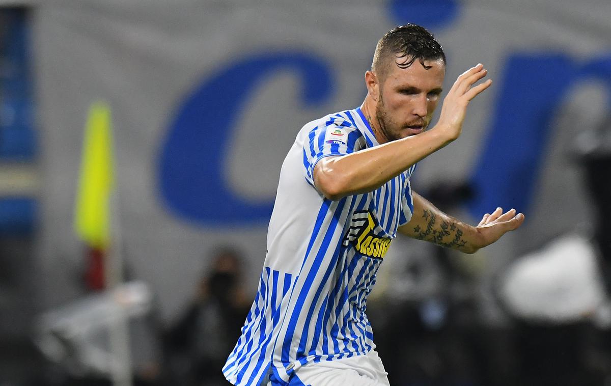 Jasmin Kurtić | Jasmin Kurtić redno igra za Spal, a ne more biti zadovoljen z rezultati, ki jih v prvi italijanski ligi dosega s soigralci. | Foto Getty Images