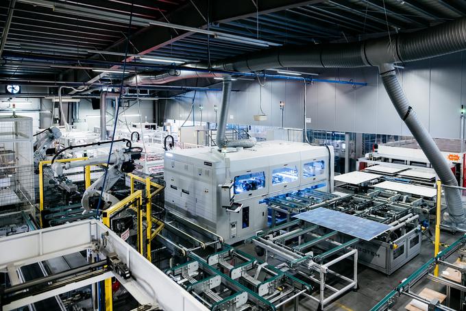 V podjetju BISOL skrbno združujejo edinstvene najsodobnejše proizvodne procese z visokospecializirano prilagojeno opremo in materiali, ki so celovito preizkušeni in certificirani.  | Foto: BISOL Group