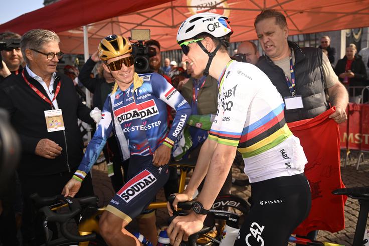 Tadej Pogačar in Remco Evenepoel pred startom. | Foto: Guliverimage