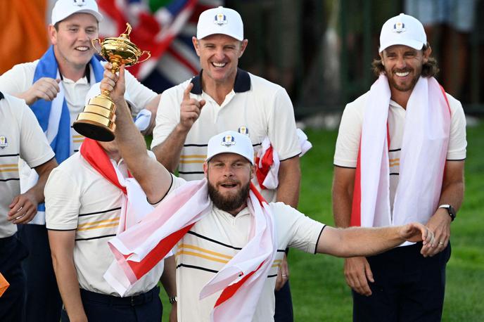 Ryderjev pokal golf 2025 | Evropejci proslavljaljo zmago na Ryderjevem pokalu v golfu. | Foto Reuters