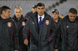 Srbi odžagali nogometnega selektorja