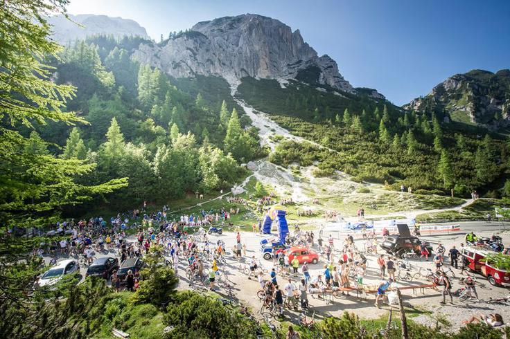Dirka Gony Pony - vzpon na Vršič s kolesi pony. | Foto: 