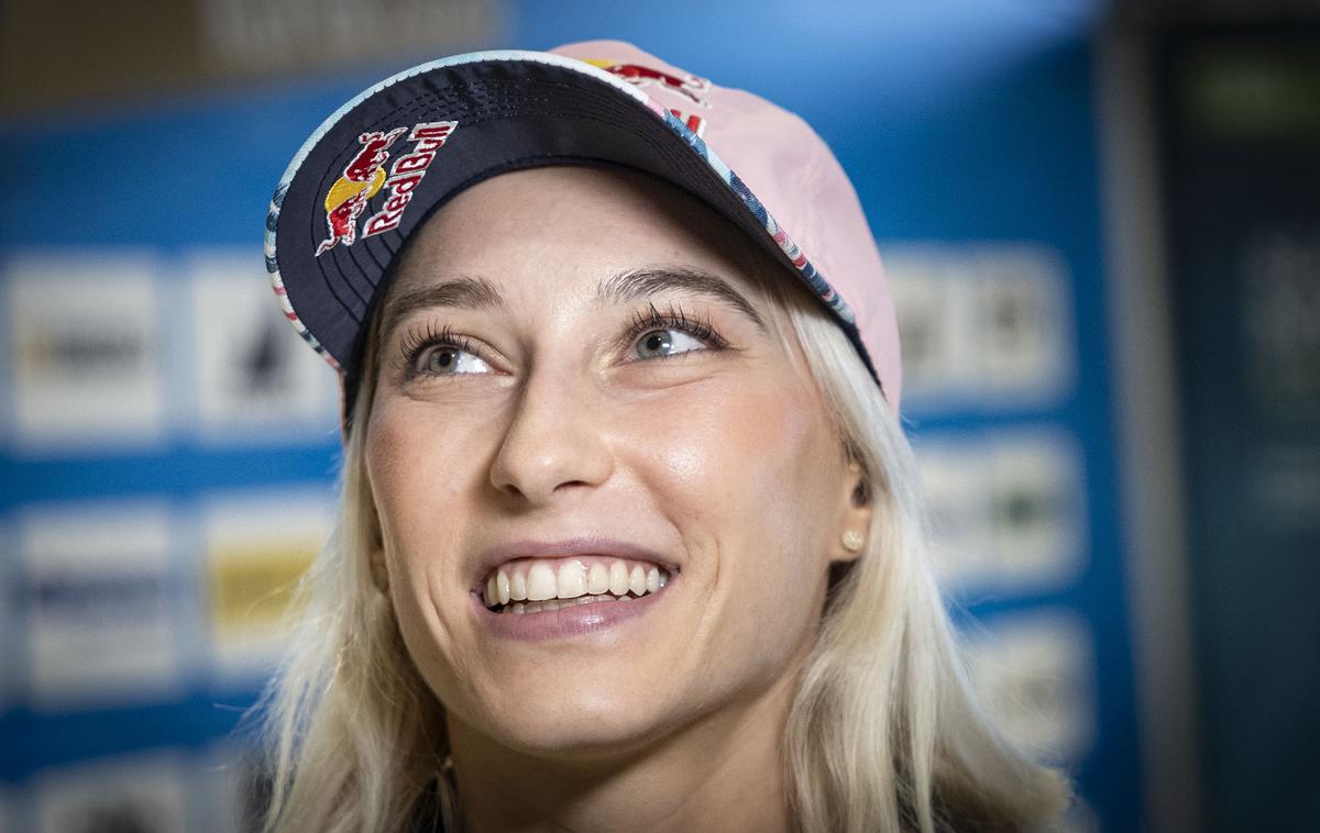 Janja Garnbret | Janja Garnbret je bila v kvalifikacijah znova med najboljšimi. | Foto Ana Kovač