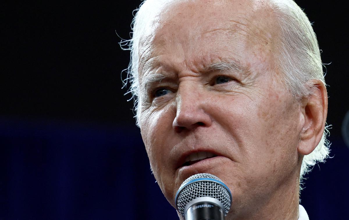 Joe Biden | Bidnu so pred začetkom mandata s telesa odstranili več znamenj na koži, ki niso bili melanomi. | Foto Reuters